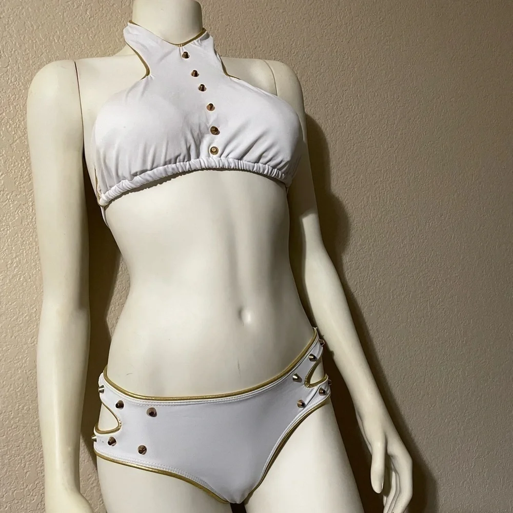 In-Style Fashion brand new